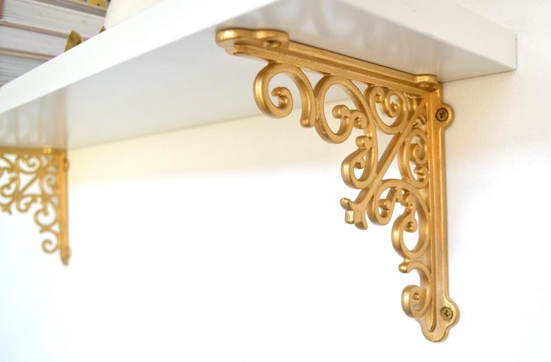 D.I.Y Ornate Kitchen Shelves • Hollie Berries