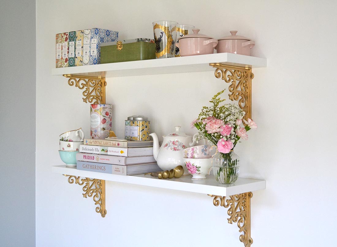 D.I.Y Ornate Kitchen Shelves • Hollie Berries