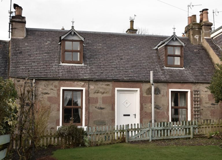 A Cottage in Blairgowrie • Hollie Berries