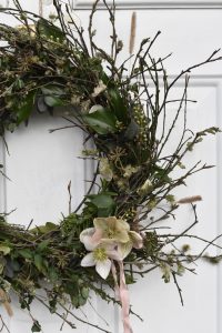 DIY Foraged Spring Wreath • Hollie Berries